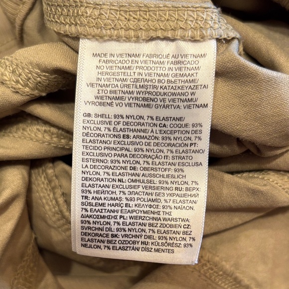 The North Face Beige Women's Capri Pants - Picture 6 of 7